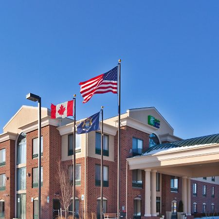 Holiday Inn Express & Suites Detroit - Novi By Ihg Eksteriør bilde