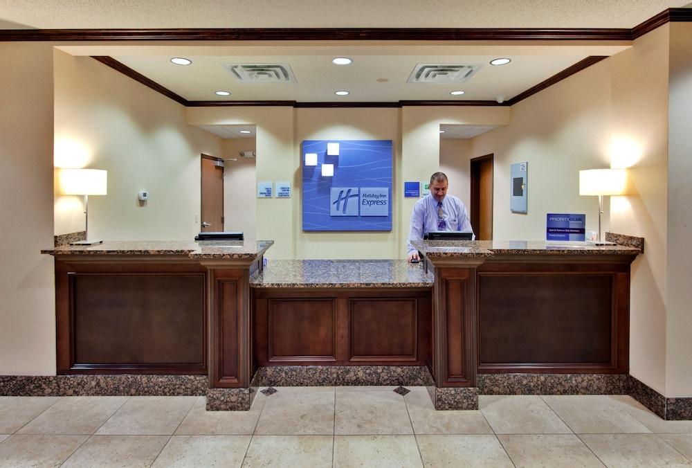 Holiday Inn Express & Suites Detroit - Novi By Ihg Eksteriør bilde