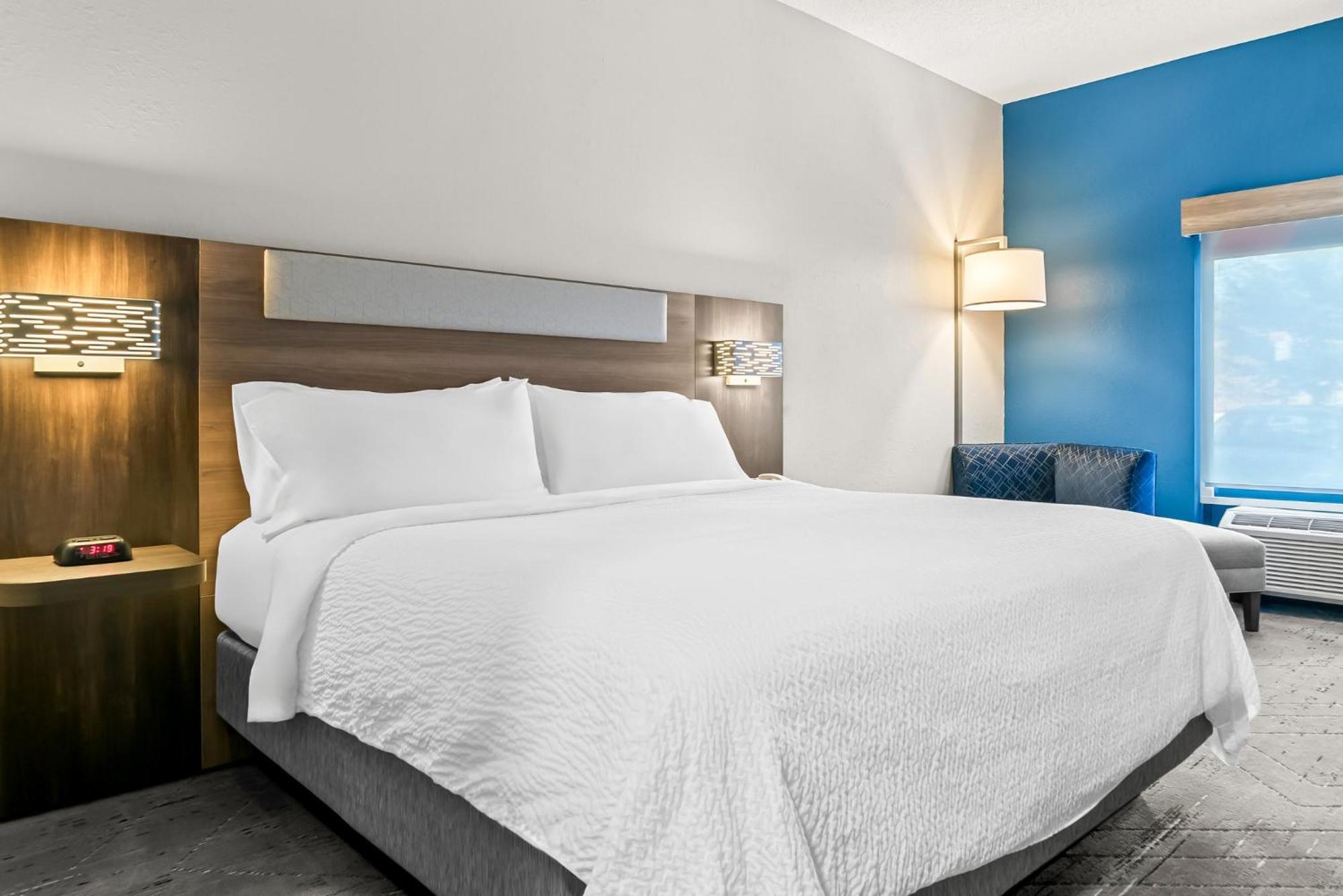 Holiday Inn Express & Suites Detroit - Novi By Ihg Eksteriør bilde